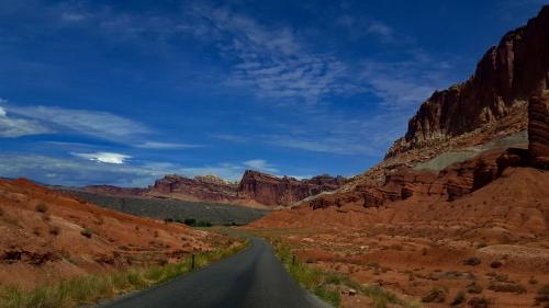 KristaNutterPhotography_Lonely Road Capitol Reef